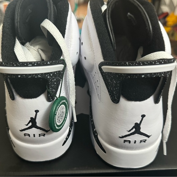 Men’s Air Jordan 6 Retro “Reverse Oreo” NIB - Picture 7 of 10